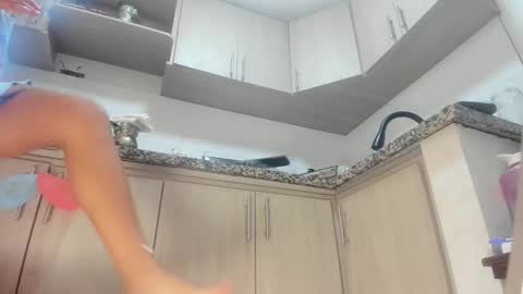 Snapshot of roussh_ chatting on 03/09/25, 12:31 Rosa online show from 03/09/25, 12:31