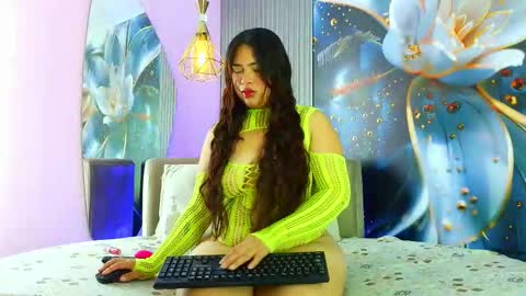 Snapshot of rouxinferno_cr chatting on 03/19/26, 04:49 rouxinferno_cr online show from 03/19/26, 04:49