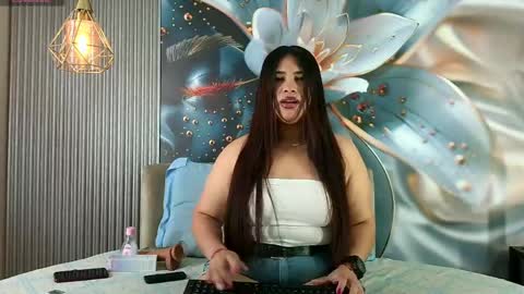 Snapshot of rouxinferno_cr chatting on 05/07/26, 02:28 rouxinferno_cr online show from 05/07/26, 02:28
