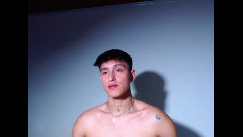 rowanboy23 online show from 07/04/26, 11:55