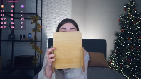 Michelle online show from 12/21/24, 04:30