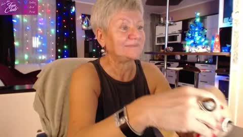 Roxana online show from 12/31/24, 06:13