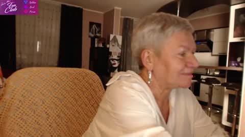 Roxana online show from 01/16/25, 04:50