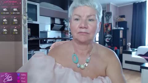Roxana online show from 09/22/25, 01:24
