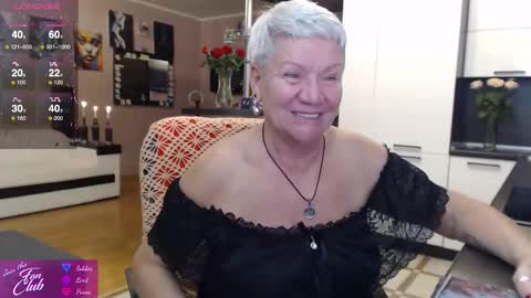 Snapshot of roxana_brooks chatting on 10/09/25, 07:12 Roxana online show from 10/09/25, 07:12