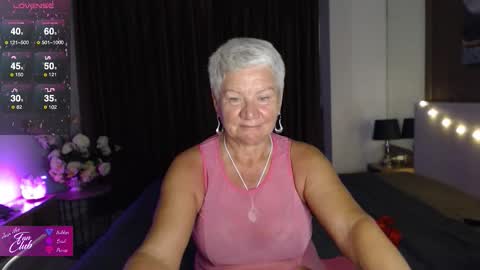 Roxana online show from 01/16/26, 01:59