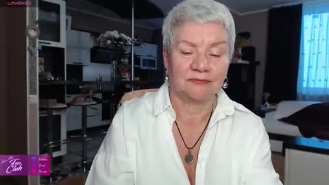 Roxana online show from 02/26/26, 03:00
