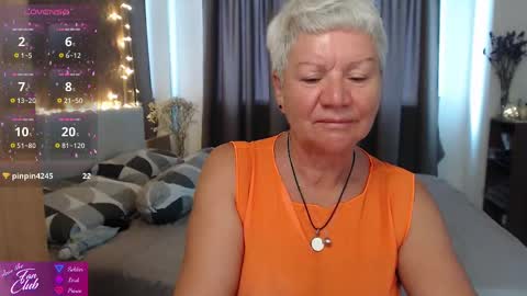 Roxana online show from 05/25/26, 11:44