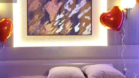 Roxana online show from 02/20/25, 10:59