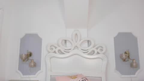 roxana_scott1 online show from 11/15/25, 03:37