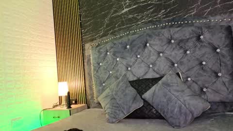 Snapshot of roxana_scottt chatting on 09/29/25, 11:37 roxana_scottt online show from 09/29/25, 11:37