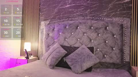 Snapshot of roxana_scottt chatting on 09/30/25, 11:37 roxana_scottt online show from 09/30/25, 11:37