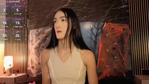 Snapshot of roxana_scottt chatting on 10/18/25, 11:11 roxana_scottt online show from 10/18/25, 11:11