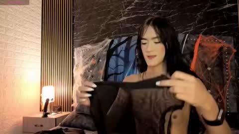 Snapshot of roxana_scottt chatting on 10/24/25, 11:50 roxana_scottt online show from 10/24/25, 11:50