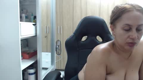 Roxana online show from 12/19/24, 12:34