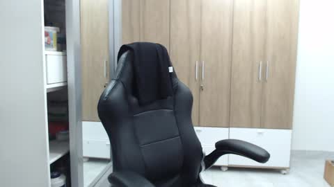 Roxana online show from 12/19/24, 09:17