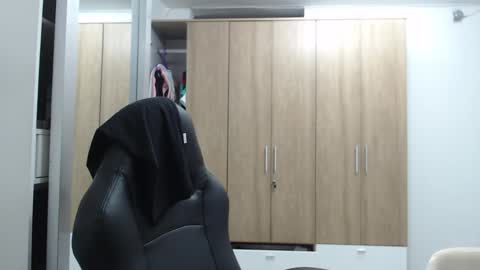 Roxana online show from 12/20/24, 02:08