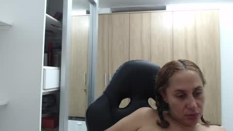 Roxana online show from 12/30/24, 04:31