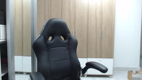 Roxana online show from 01/29/25, 12:01