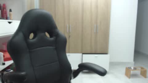 Roxana online show from 02/26/25, 04:47