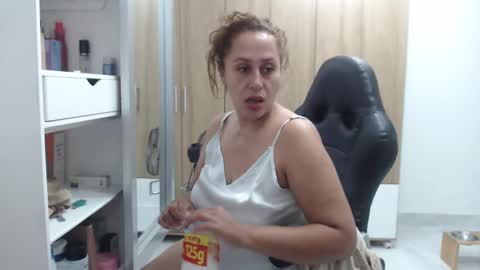 Roxana online show from 03/10/25, 04:38