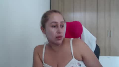 Roxana online show from 09/23/25, 08:23