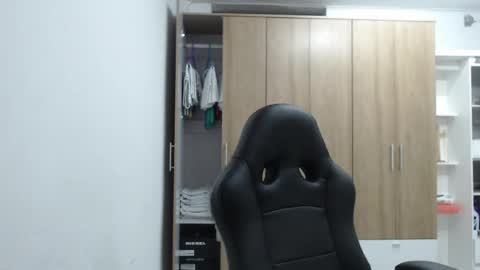 Roxana online show from 04/26/26, 10:29