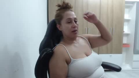 Roxana online show from 06/20/26, 11:29