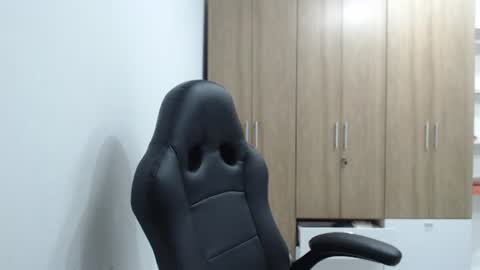 Roxana online show from 06/22/26, 03:25