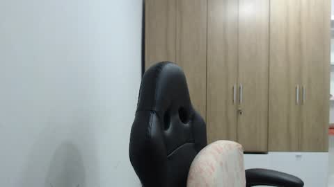 Roxana online show from 06/24/26, 02:21