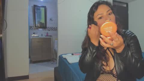 roxanasexy2025 online show from 03/08/25, 11:27