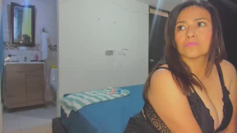 roxanasexy2025 online show from 03/10/25, 03:20