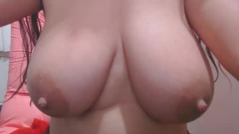 Snapshot of roxanbahottt chatting on 12/15/25, 11:03 roxxy online show from 12/15/25, 11:03