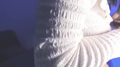 Roxane online show from 11/24/25, 07:52