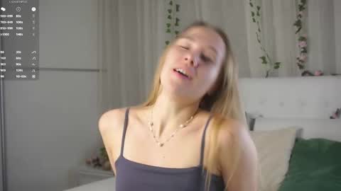 Snapshot of roxanelan chatting on 03/04/26, 01:28 Anna Lokiss online show from 03/04/26, 01:28