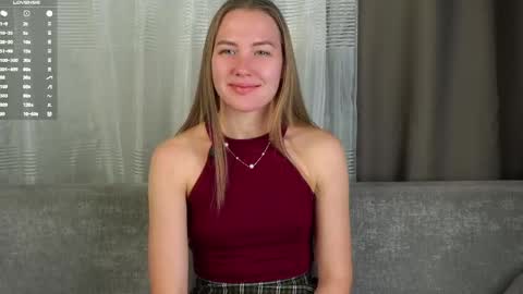 Snapshot of roxanelan chatting on 04/01/26, 01:34 Anna Lokiss online show from 04/01/26, 01:34