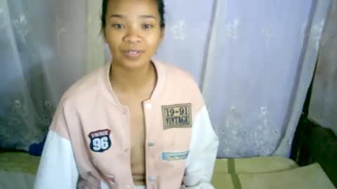 roxanne_98 online show from 01/22/25, 03:20