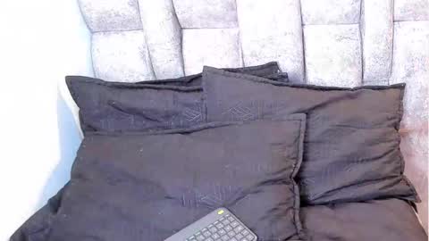 Roxanna online show from 09/29/25, 12:32