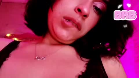 roxanne_han online show from 07/17/26, 12:01