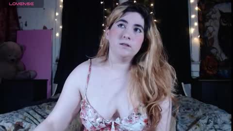 Snapshot of roxanneroulette chatting on 02/09/26, 01:31 Silver online show from 02/09/26, 01:31