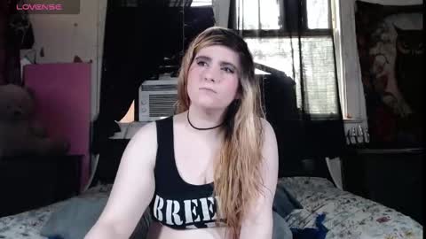 Snapshot of roxanneroulette chatting on 03/26/26, 03:39 Silver online show from 03/26/26, 03:39