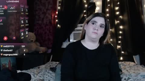 Snapshot of roxanneroulette chatting on 05/27/26, 03:58 Silver online show from 05/27/26, 03:58