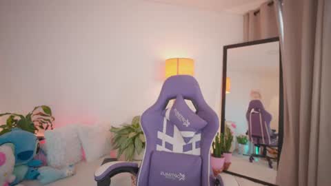  R O X I E  online show from 06/10/26, 09:03