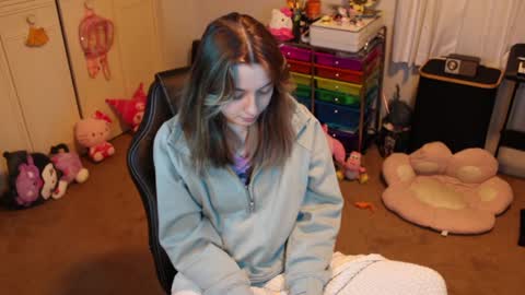 roxie online show from 09/27/25, 12:10