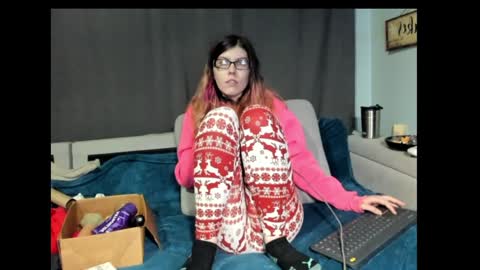 roxihazeleyes online show from 01/14/25, 04:04