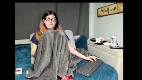 roxihazeleyes online show from 01/16/25, 03:45