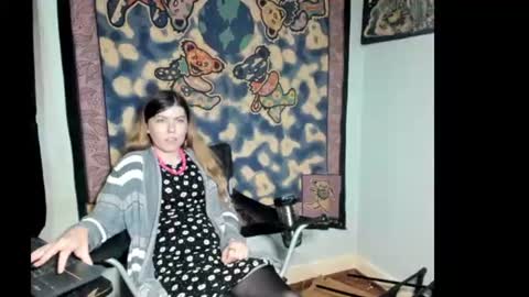 roxihazeleyes online show from 06/30/26, 07:20