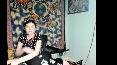 roxihazeleyes online show from 07/02/26, 08:59