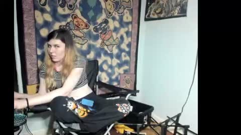 roxihazeleyes online show from 07/24/26, 02:31