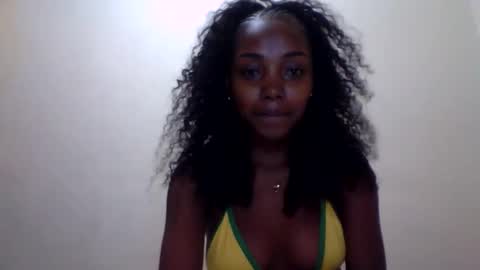 Snapshot of roxilita chatting on 06/09/26, 01:39 Roxilita online show from 06/09/26, 01:39